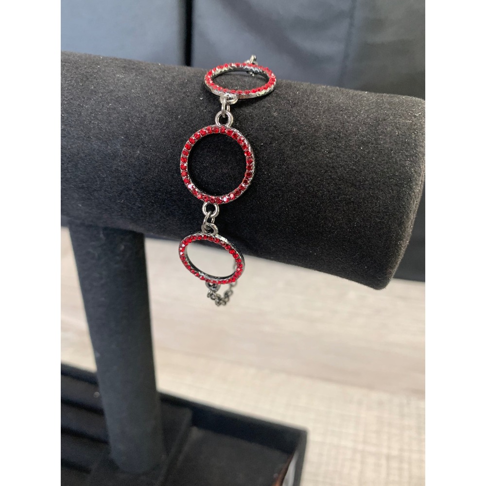 Red Rhinestone Gunmetal Circle Link Bracelet 7 Inch Adjustable Fashion Jewelry